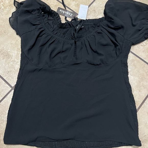 Zenobia - Picture 8 of 9